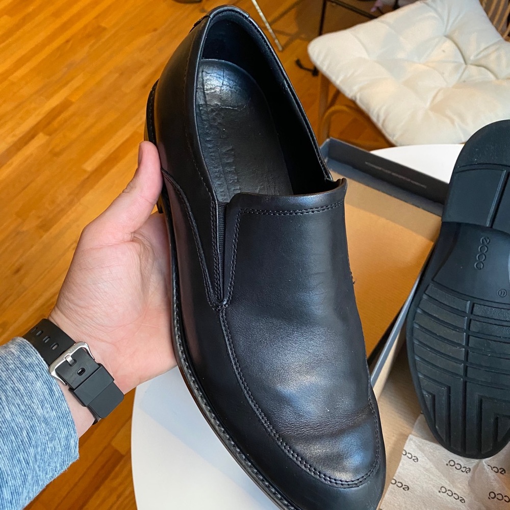 Ecco Slip on leather shoes